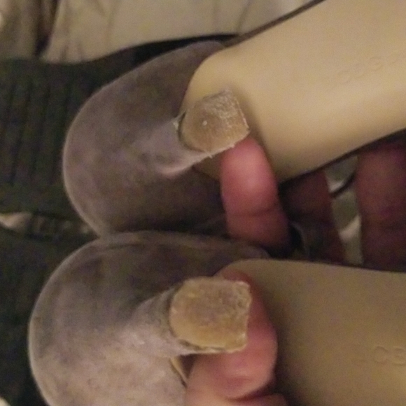 ☆☆Final Price☆☆     BCBGeneration Gray Suede Ankle Strap Heels Size 10M - Picture 7 of 10